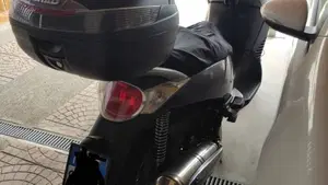Aprilia Scarabeo 500 (2002 - 06)  (3)