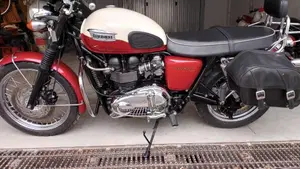Triumph Bonneville T100 (2008 - 16) 