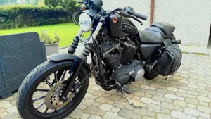Harley-Davidson 883 Iron (2009 - 11) - XL 883N 