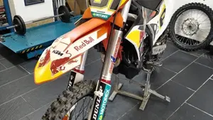 KTM 250 SX-F (2024)  (8)