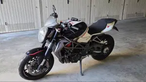 MV Agusta Brutale 1090 RR (2009 - 15)  (6)