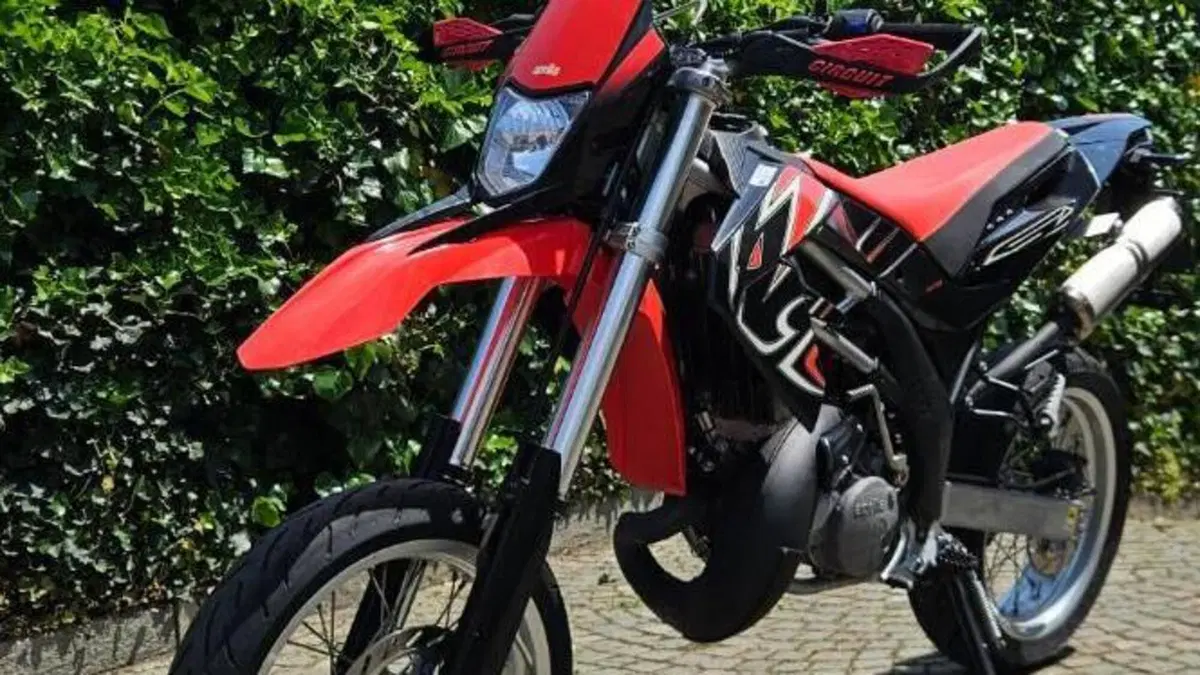 Aprilia SX 125 (2007 - 13)  (2)