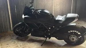 Ducati Diavel 1200 (2014 - 16)  (6)