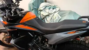 KTM 890 Adventure (2023 - 26)  (2)
