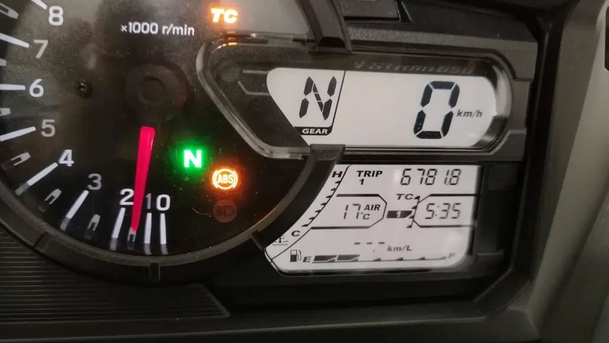 Suzuki V-Strom 650 ABS (2017 - 20)  (6)