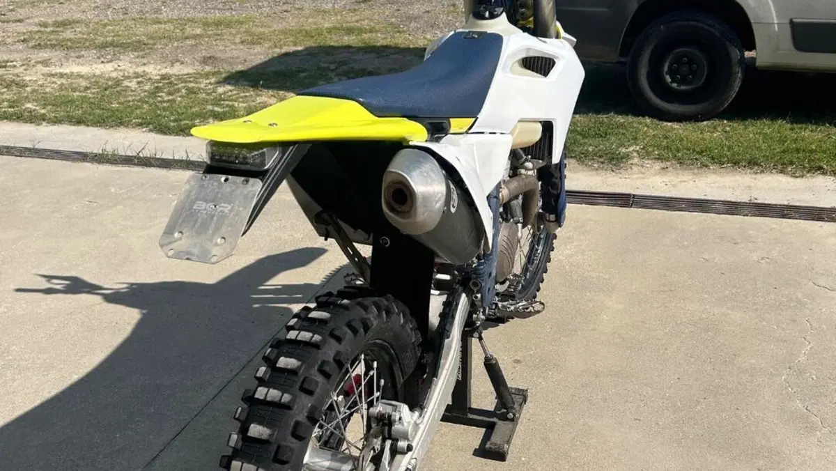 Husqvarna FE 250 (2025)  (5)