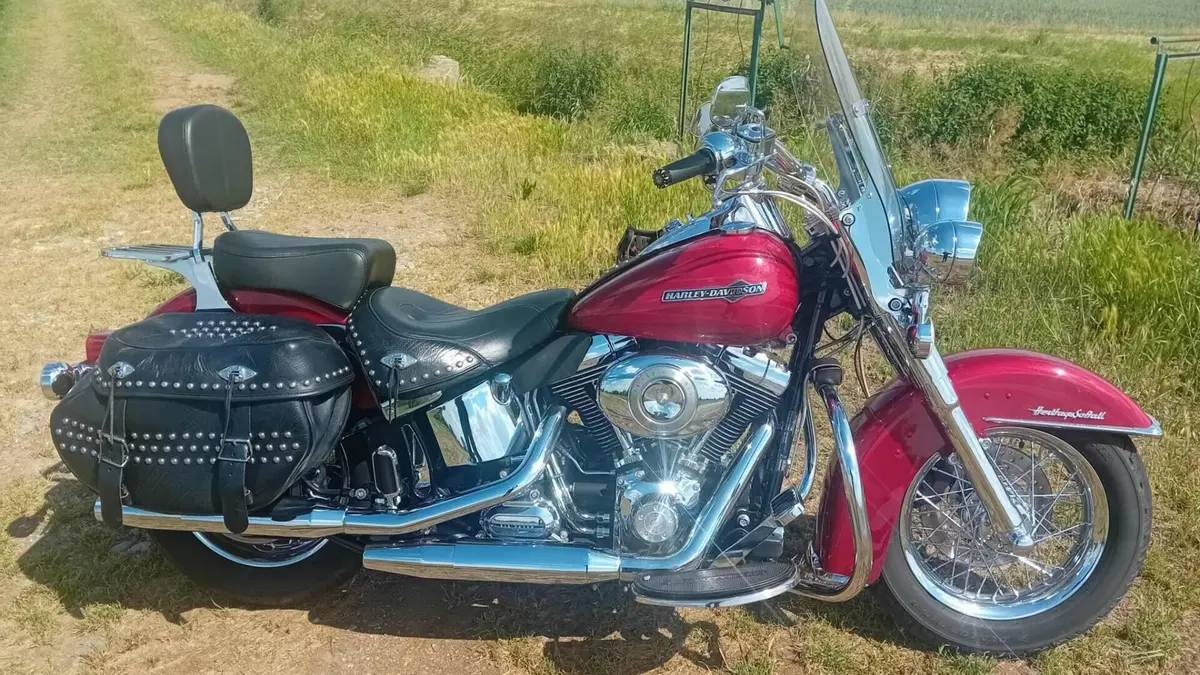 Harley-Davidson 1584 Heritage Classic (2008 - 10) - FLSTC 