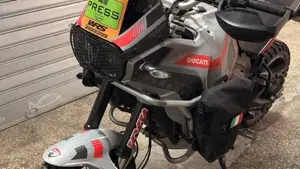 Ducati DesertX (2022 - 25)  (2)