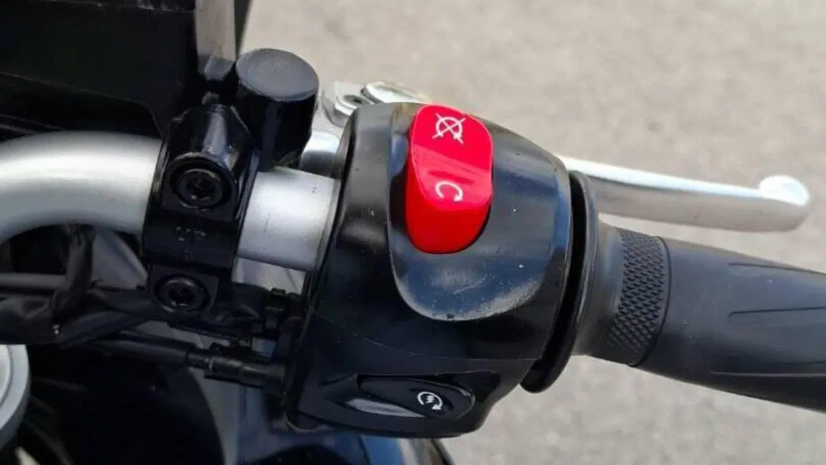 Yamaha FZ6 Fazer (2004 - 07)  (7)