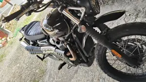 Triumph Street Scrambler 900 (2017 - 18)  (7)