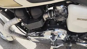 Triumph Bonneville T100 (2008 - 16)  (8)