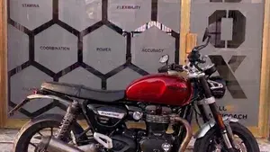 Triumph Speed Twin 1200 (2021 - 24) 