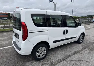 Fiat Doblò Furgone 1.6 MJT 105CV PC-TN Cargo Lamierato SX (3)