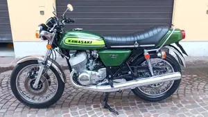 Kawasaki   (2)