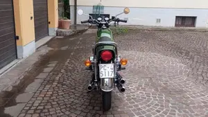 Kawasaki   (9)
