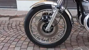 Kawasaki   (13)