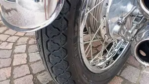 Kawasaki   (17)