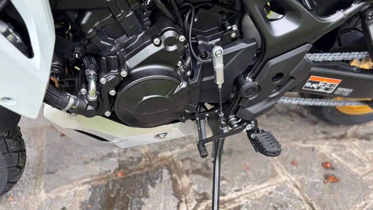 Honda Transalp XL750 (2026)  (9)