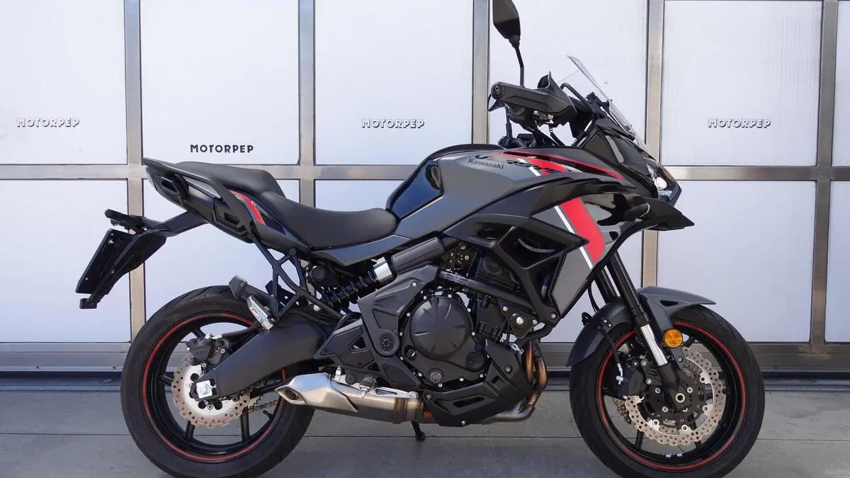 Kawasaki Versys 650 (2021 - 24)  (2)