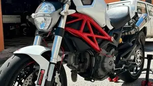 Ducati Monster 796 (2010 - 13)  (6)