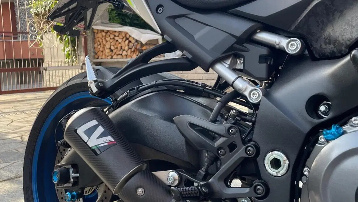 Suzuki GSX-S1000 (2021 - 25)  (4)