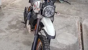 Ducati Scrambler 800 Desert Sled (2017 - 20)  (3)