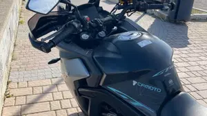 CFMOTO 650GT (2021 - 26)  (12)