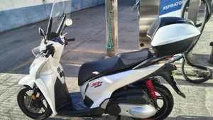 Honda SH 300 i Sport ABS (2018 - 20)  (2)