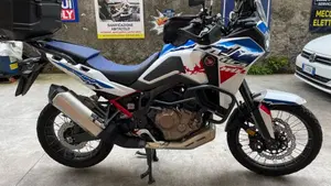 Honda Africa Twin CRF 1100L (2024 - 26)  (4)