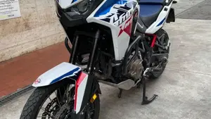 Honda Africa Twin CRF 1100L (2024 - 26)  (5)