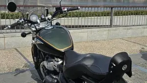 Royal Enfield Super Meteor 650 (2023 - 26)  (5)