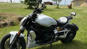 Ducati XDiavel 1262 S (2016 - 20)  (2)