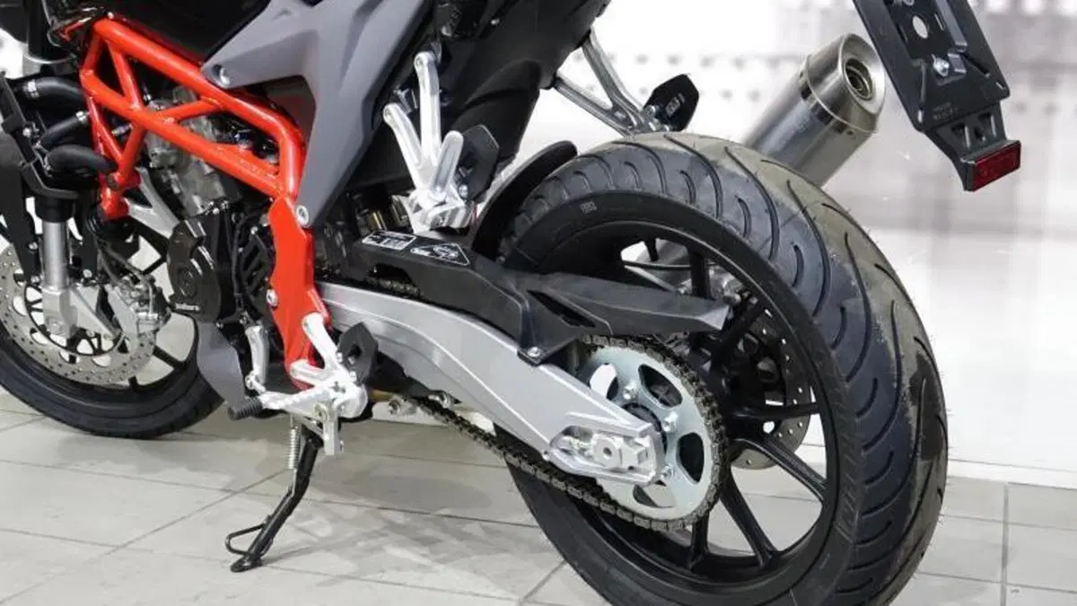 Swm Varez 125 (2020)  (5)