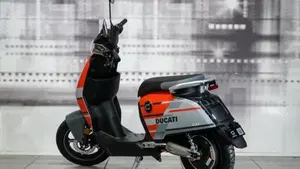 Super Soco Cux (2019 - 24)  (2)
