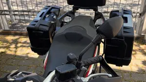 Honda X-ADV 750 (2018 - 20)  (2)