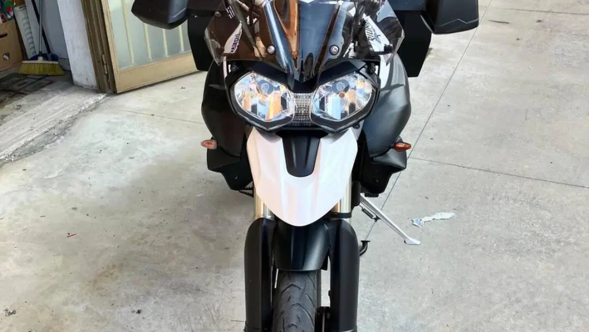 Triumph Tiger 800 XC (2011 - 12) 