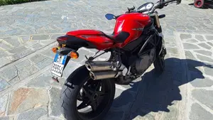 MV Agusta Brutale 989 R  (2)