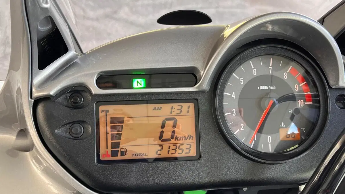 Honda Transalp XL 700 V (2007 - 2013)  (3)