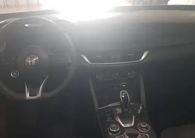 Alfa Romeo Stelvio Stelvio 2.2 Turbodiesel 160 CV AT8 RWD Super Business (2)