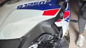 Bmw R 1250 RS (2021 - 25)  (6)