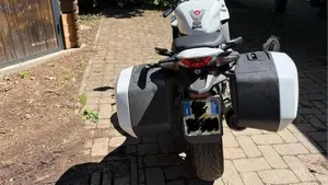 Honda VFR 800 F (2014 - 16)  (2)