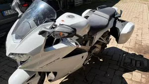 Honda VFR 800 F (2014 - 16)  (5)