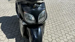 Yamaha Xenter 125 (2017 - 20)  (2)