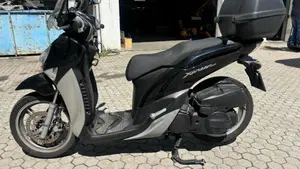 Yamaha Xenter 125 (2017 - 20)  (3)