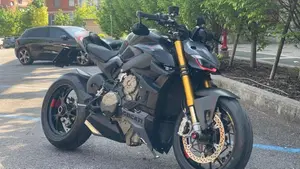 Ducati Streetfighter V4 S (2023 - 24)  (18)