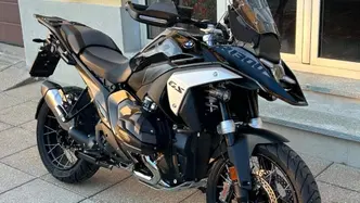 Bmw R 1300 GS Triple Black (2023 - 26) usata
