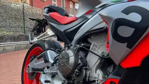 Aprilia Tuono 660 (2021 - 25)  (3)