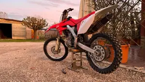 Honda CRF 250R (2009)  (5)