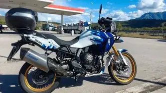 Suzuki V-Strom 800DE Djebel (2024) usata