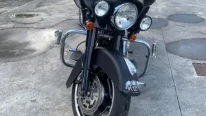 Harley-Davidson 1690 Street Glide (2011 - 13) - FLHX  (6)